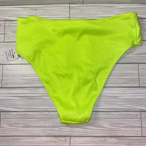 Fashion Nova 2pc bikini - Picture 6 of 6